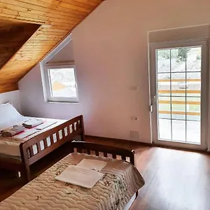 Bujtina Hysa Gasthof Valbone